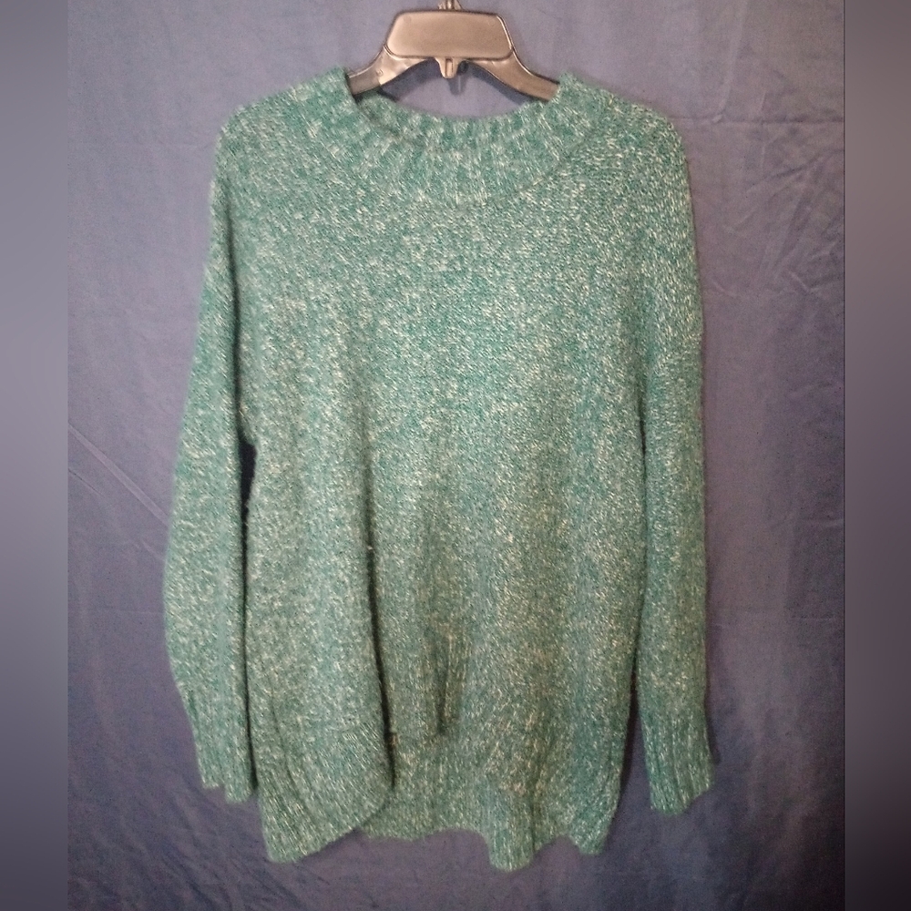 Old Navy Women’s Sweater‎